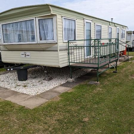 L&g FAMILY HOLIDAYS 8 BERTH CORAL BEACH EMMA MAX 4 ADULTS Ingoldmells Exterior foto
