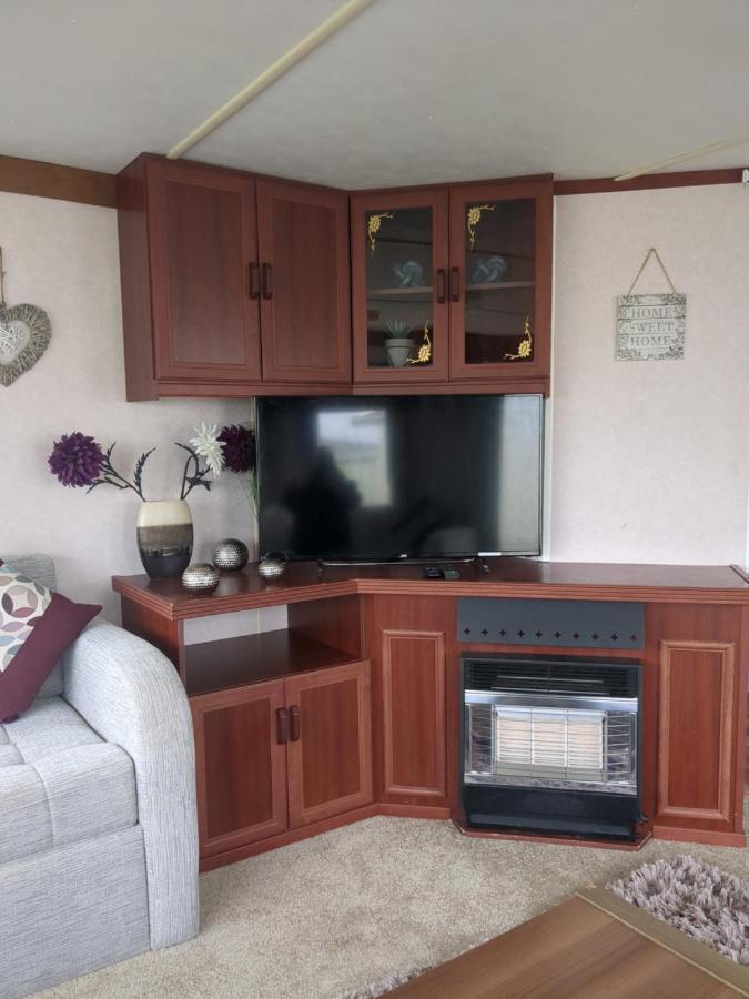 L&g FAMILY HOLIDAYS 8 BERTH CORAL BEACH EMMA MAX 4 ADULTS Ingoldmells Exterior foto