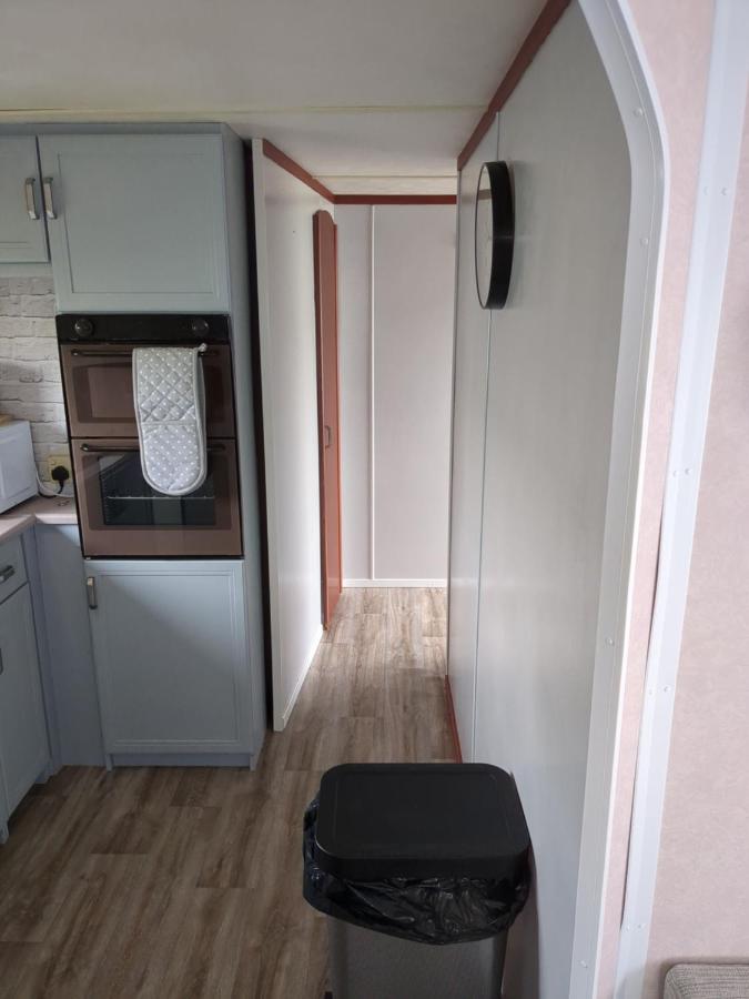 L&g FAMILY HOLIDAYS 8 BERTH CORAL BEACH EMMA MAX 4 ADULTS Ingoldmells Exterior foto