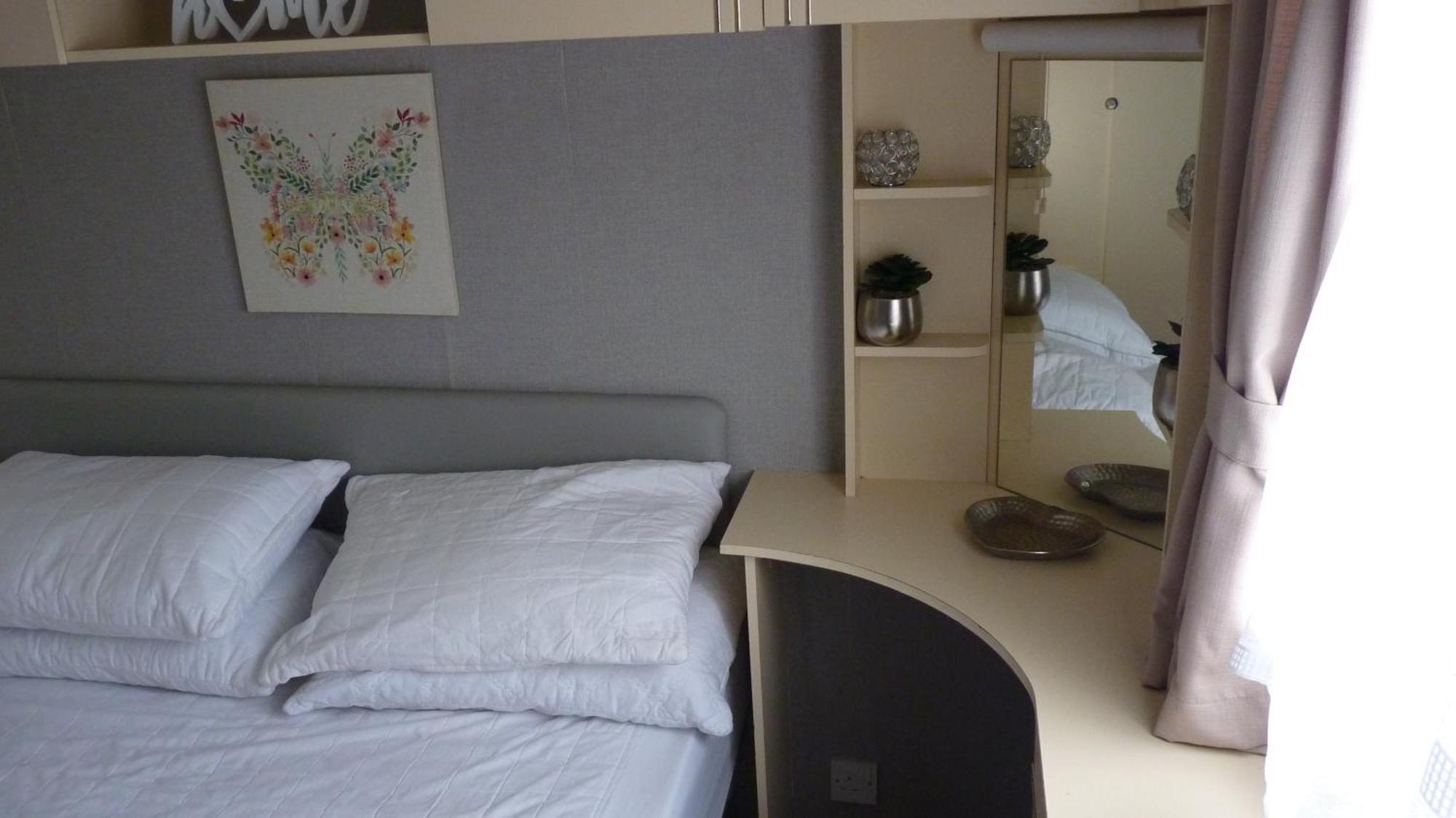 L&g FAMILY HOLIDAYS 8 BERTH CORAL BEACH EMMA MAX 4 ADULTS Ingoldmells Exterior foto